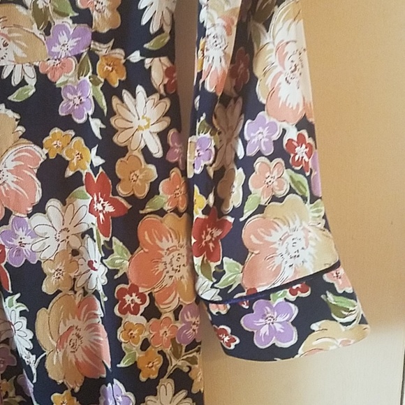 ZARA Floral dress. - Picture 3 of 8